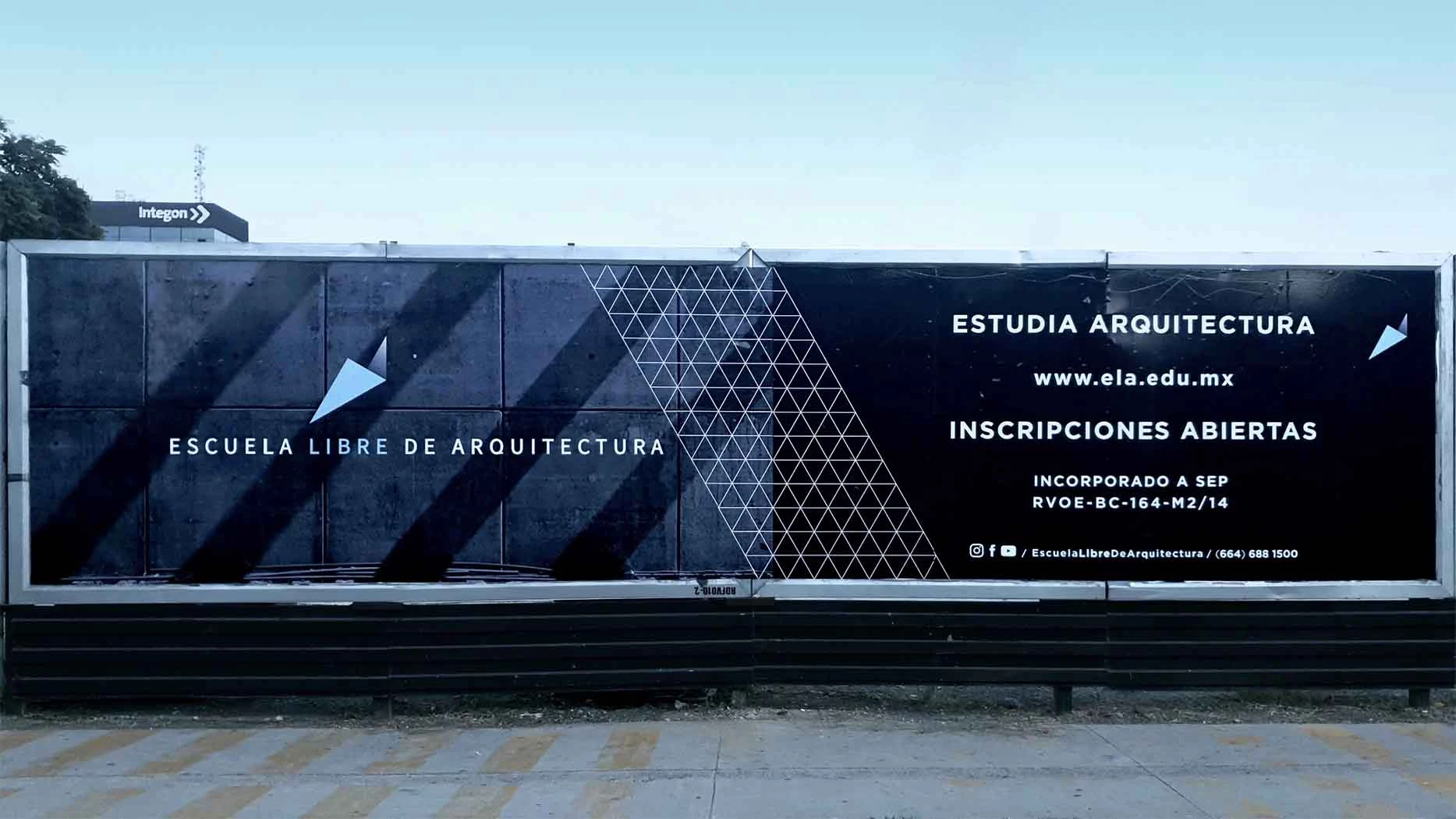 Publicidad Exterior Escuela Libre de Arquitectura